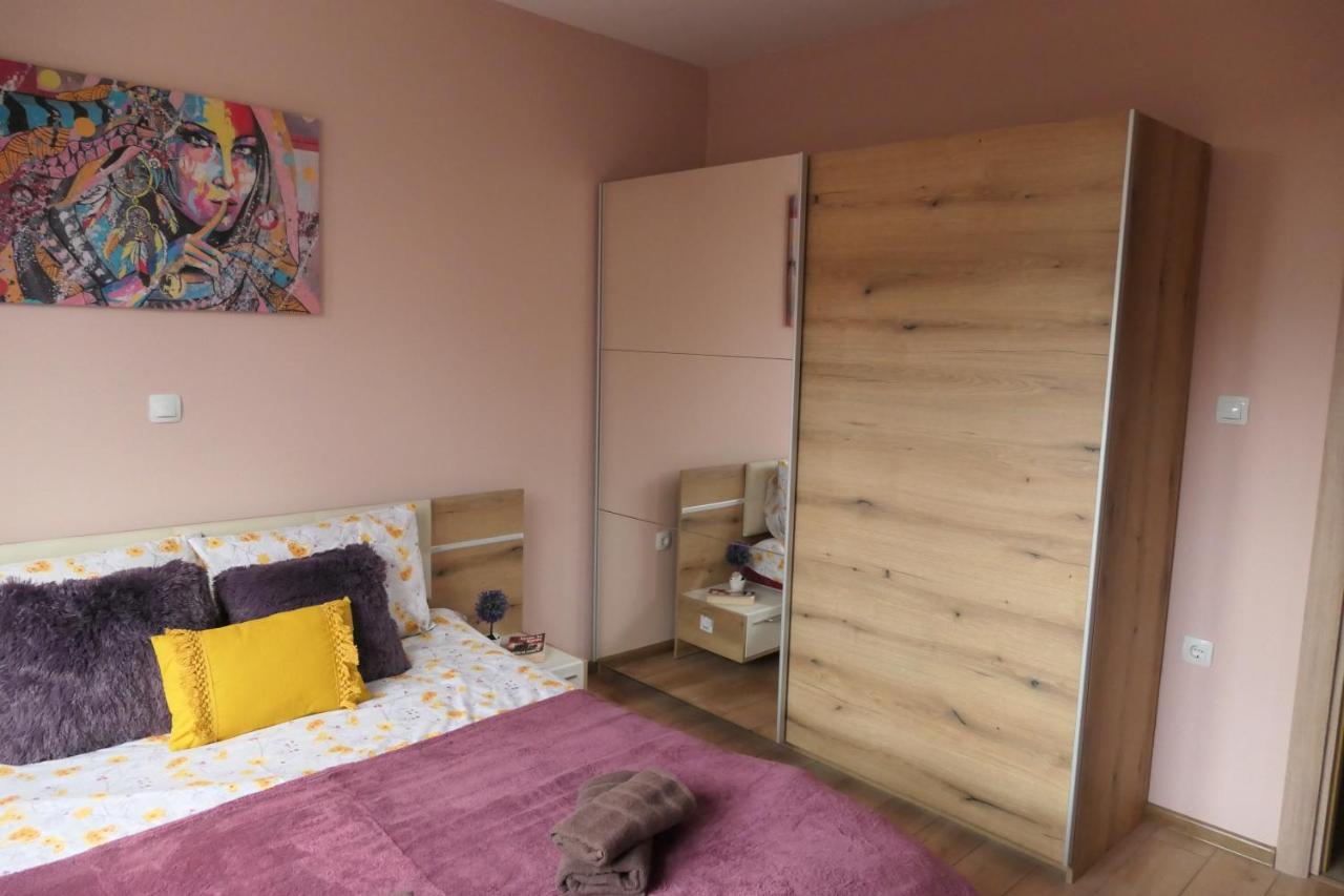 Apartamento Nikol 2 Deluxe Velingrado Exterior foto